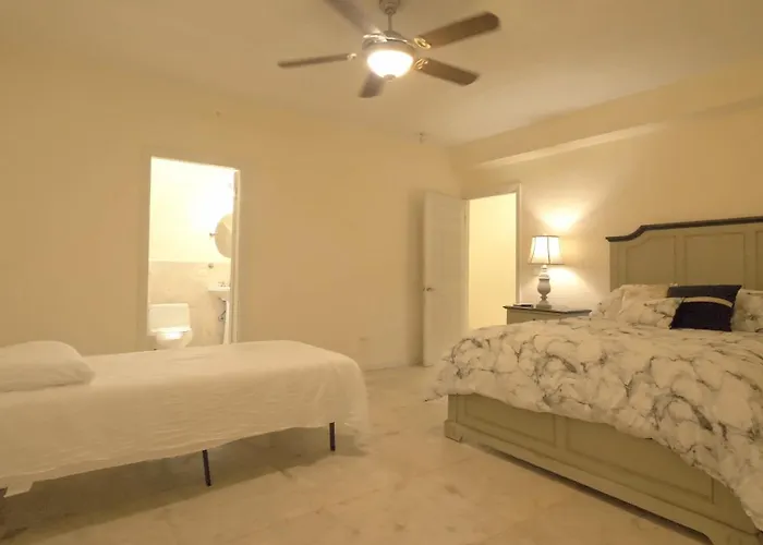Royal Palms Estate